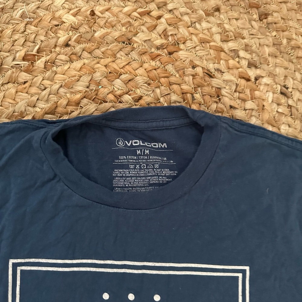 VOLCOM TEE - Picture 3 of 6
